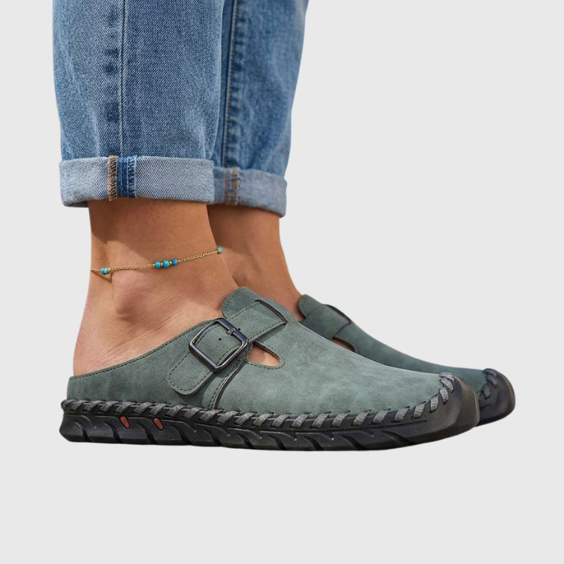 Mary | Buckle Clogs