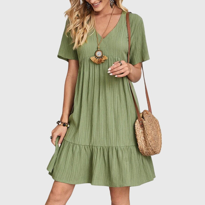 Auri | Elegant Flattering Dress