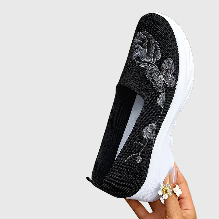 Leetha - Butterfly Embroidered Loafers