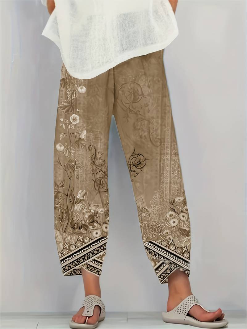 Natasha | Vintage Floral Capri Pant With Elastic Waist