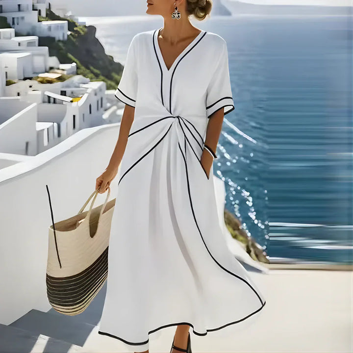 Ananya | Chic and Flattering Dress