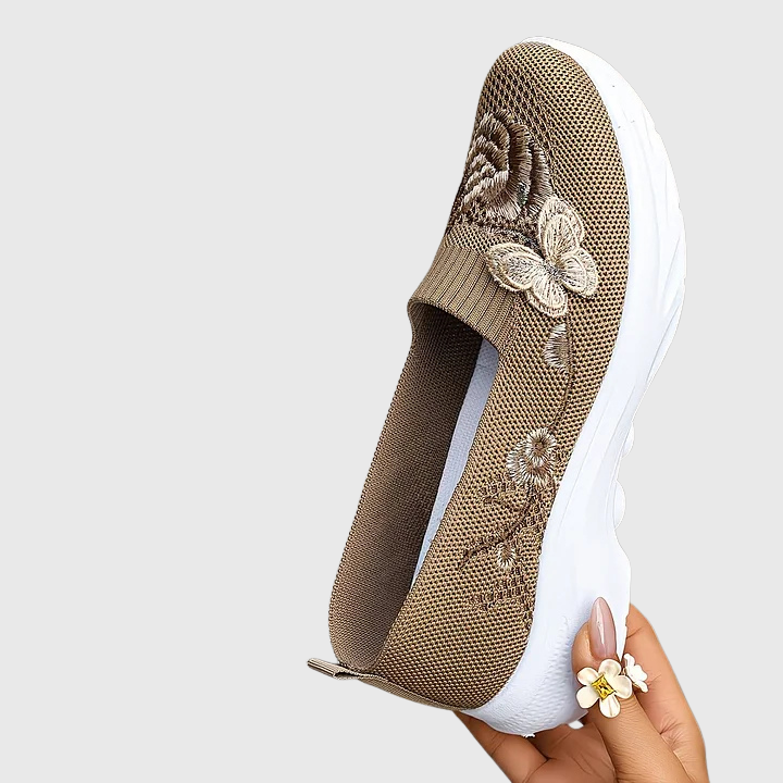 Leetha - Butterfly Embroidered Loafers