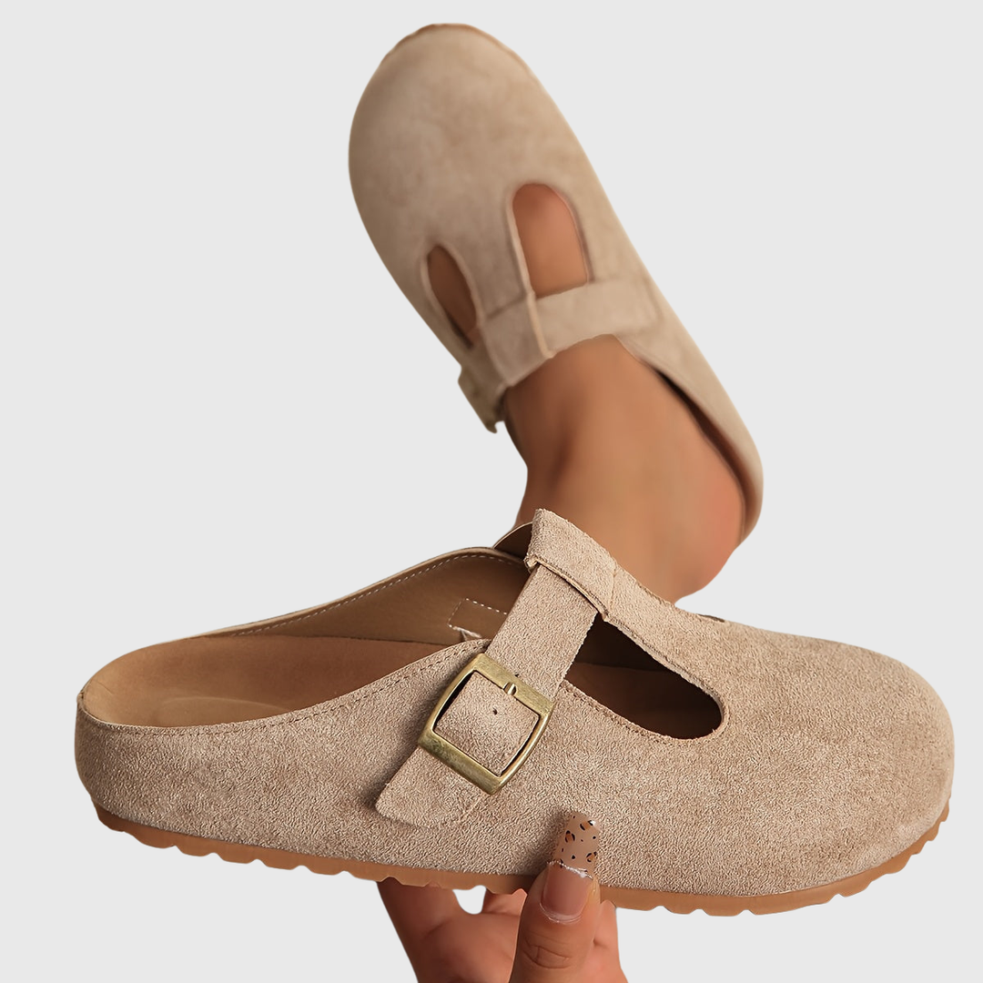 Susan | Comfortable Clogs with a Simple Buckle