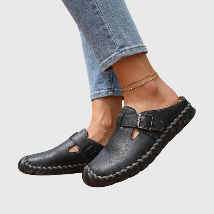 Mary | Buckle Clogs