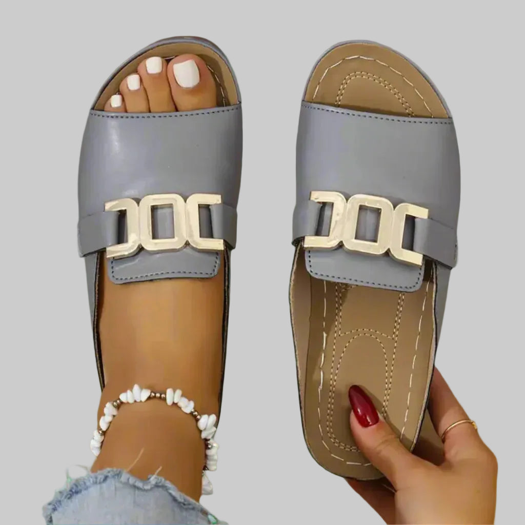 Corinne | Buckle Sandals