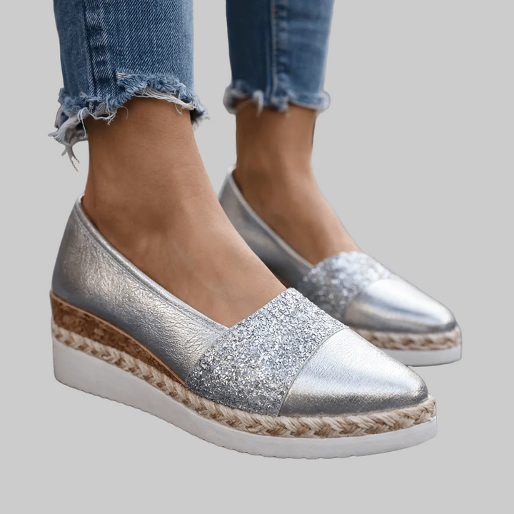 Elvaria | Glow Wedge