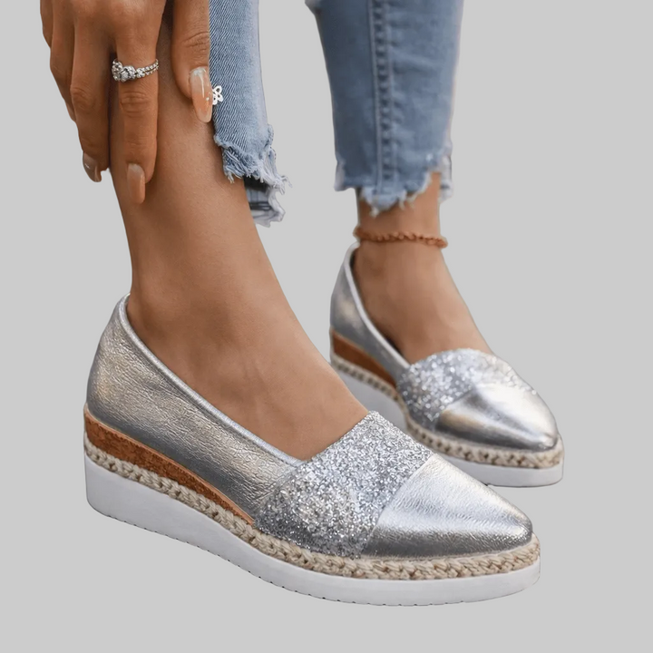 Elvaria | Glow Wedge