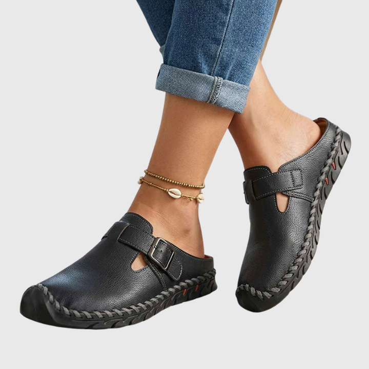 Mary | Buckle Clogs