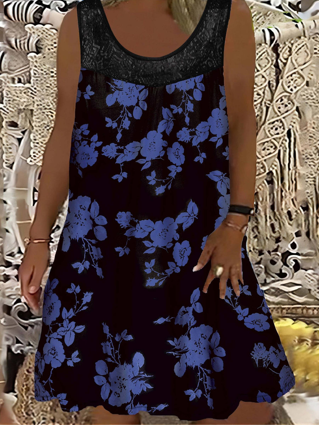 Zyra | Loose Sleeveless Maxi Dress With Round Neck