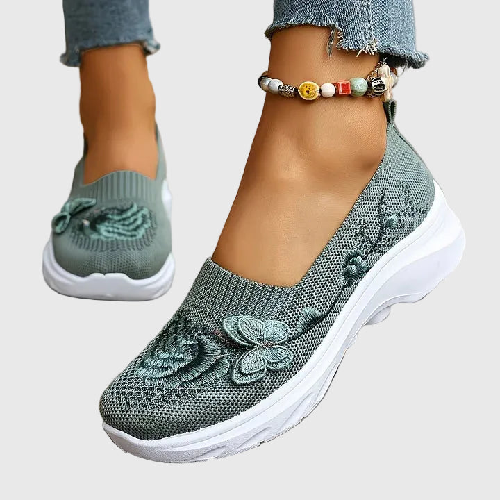 Leetha - Butterfly Embroidered Loafers