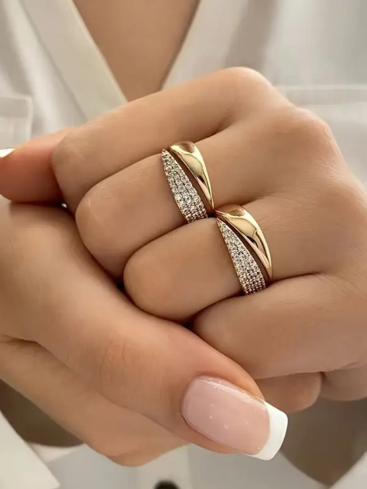 Monique | Adjustable Ring