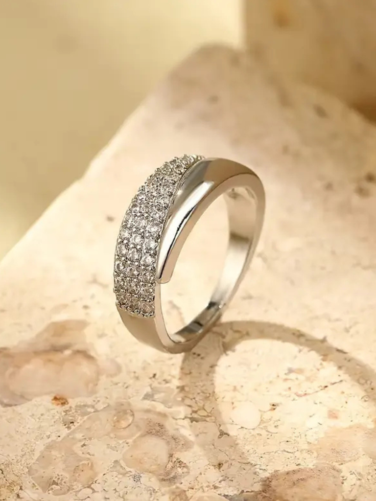 Monique | Adjustable Ring