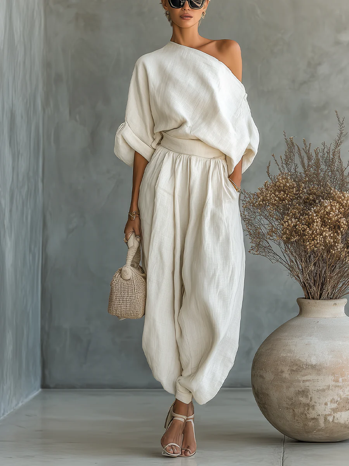 Mila | Two-Piece Set with Off-Shoulder Design