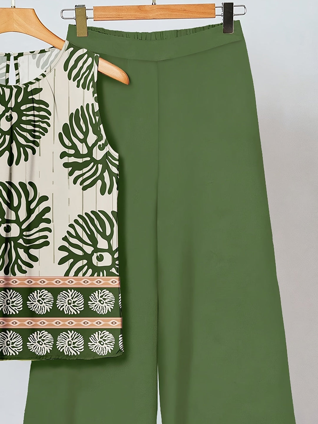 Brittany | Elegant Minimalist Floral Set