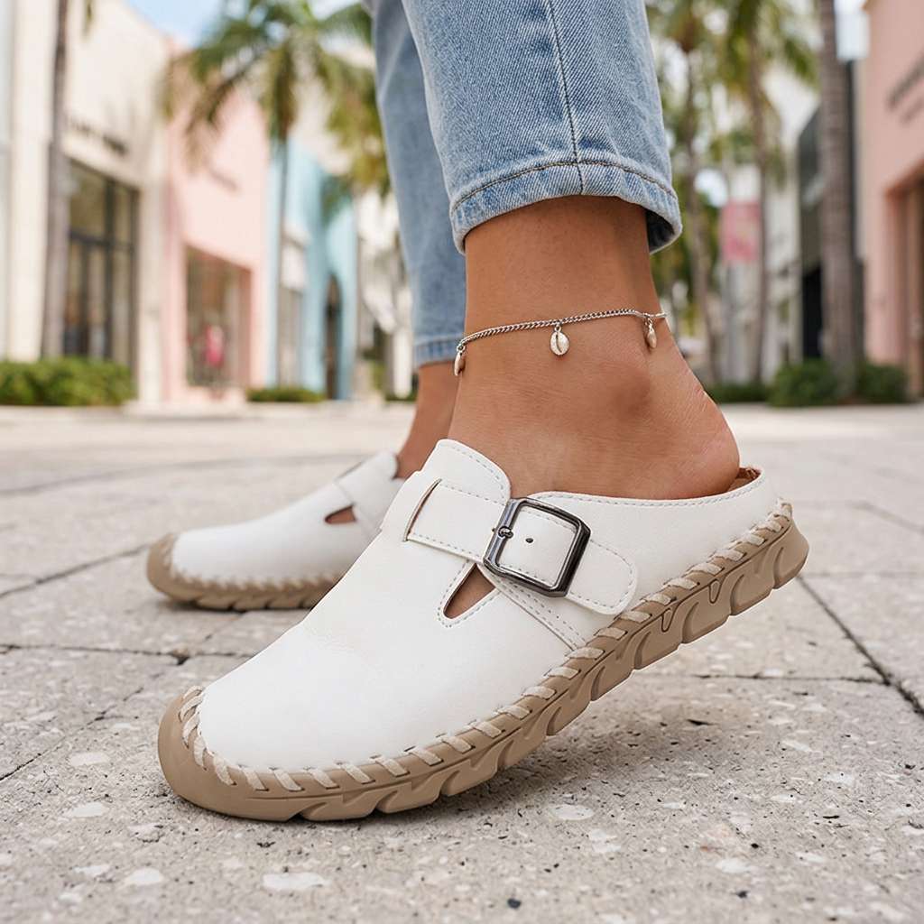 Mary | Buckle Clogs