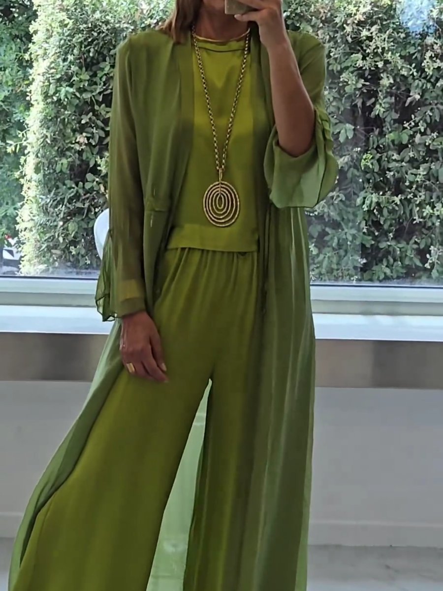 Lindsy | Chic and Cozy Ensemble