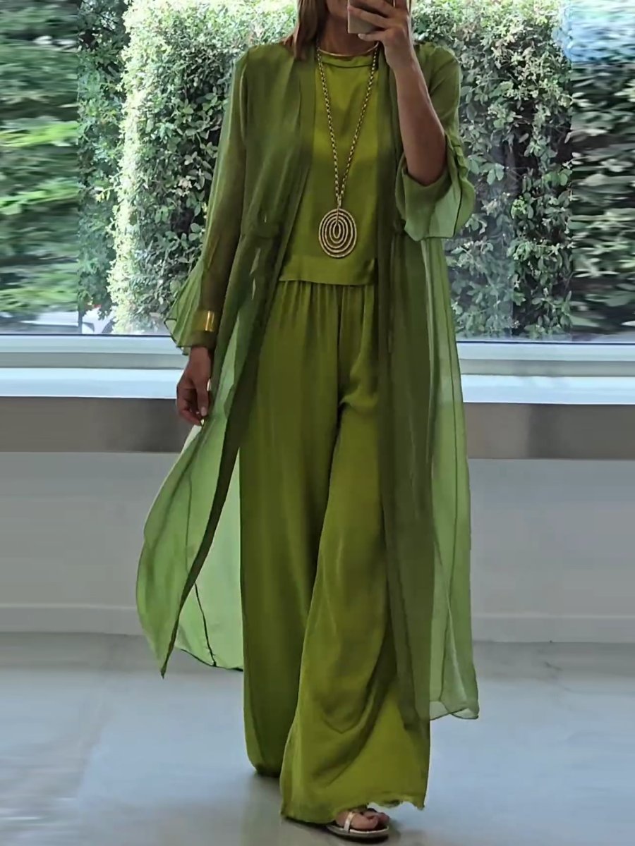 Lindsy | Chic and Cozy Ensemble
